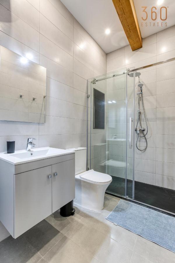 A Lovely 1Br Home With Balcony Just Off The Coast By 360 Estates Saint Julian's Exteriér fotografie