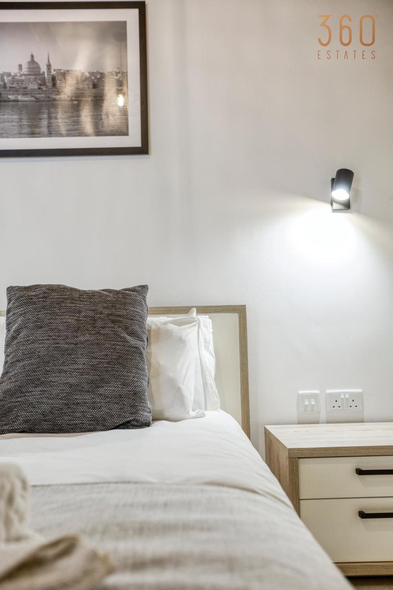 A Lovely 1Br Home With Balcony Just Off The Coast By 360 Estates Saint Julian's Exteriér fotografie