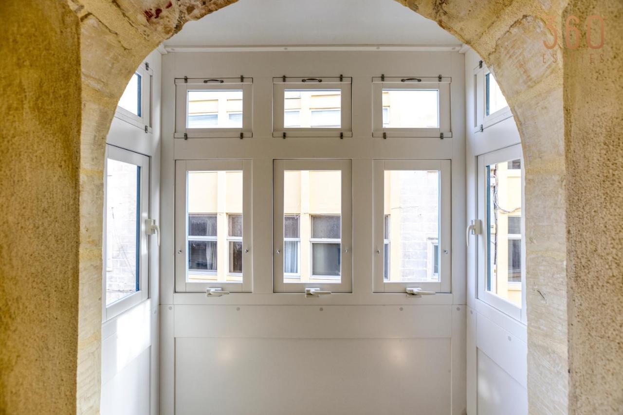 A Lovely 1Br Home With Balcony Just Off The Coast By 360 Estates Saint Julian's Exteriér fotografie